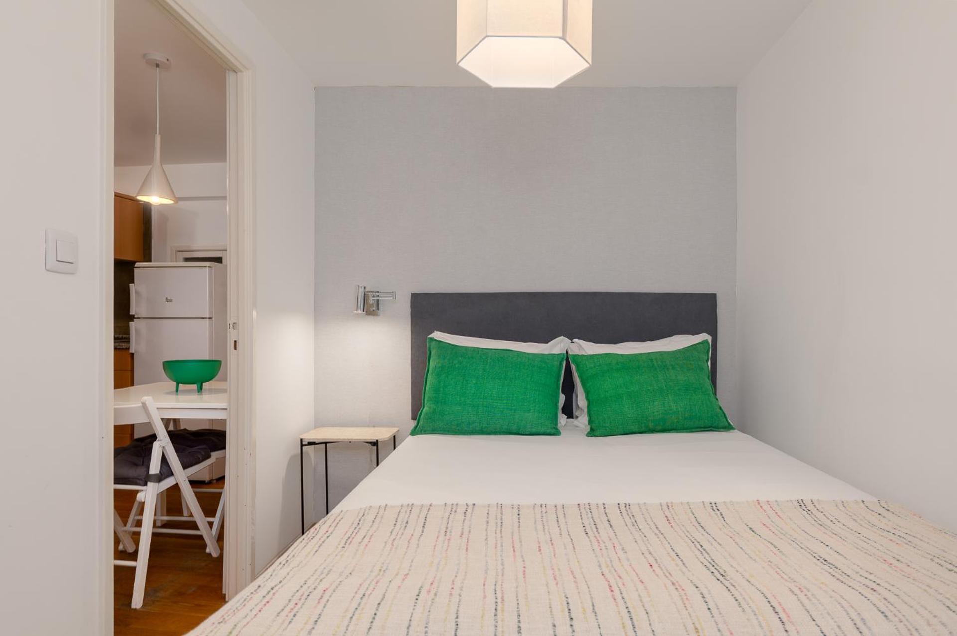 Contemporary In Chiado 2 Apartment Lisbon